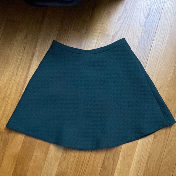 1. State Green Textured Skirt Size XS - Picture 5 of 8